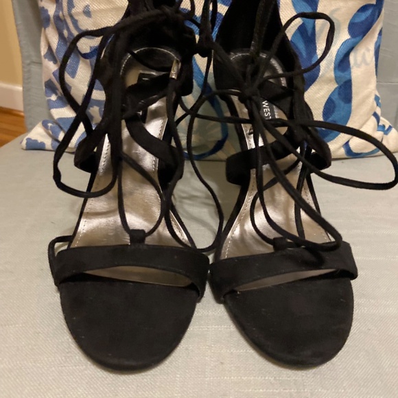 Nine West  Mindi Ankle Wrap Heeled Dress Sandals Black Size 9 - Picture 4 of 6